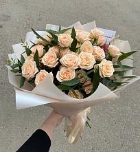 Букет Кремовые розы Латте в Солнечном Хабаровского края