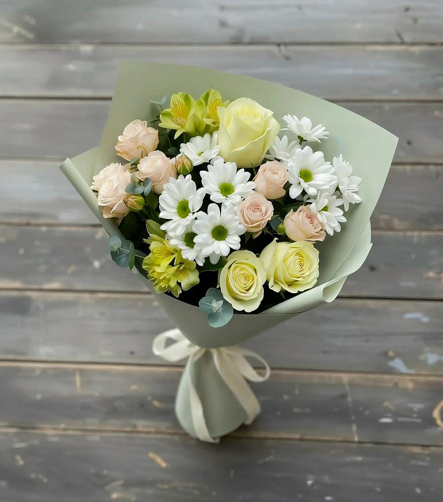 Букет цветов из: Альстромерии, Розы и Хризантемы в Солнечном Хабаровского края