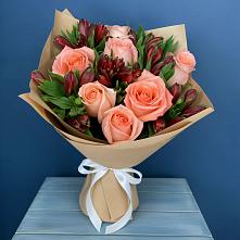 Букет цветов из:  Розы и Альстромерии в Солнечном Хабаровского края