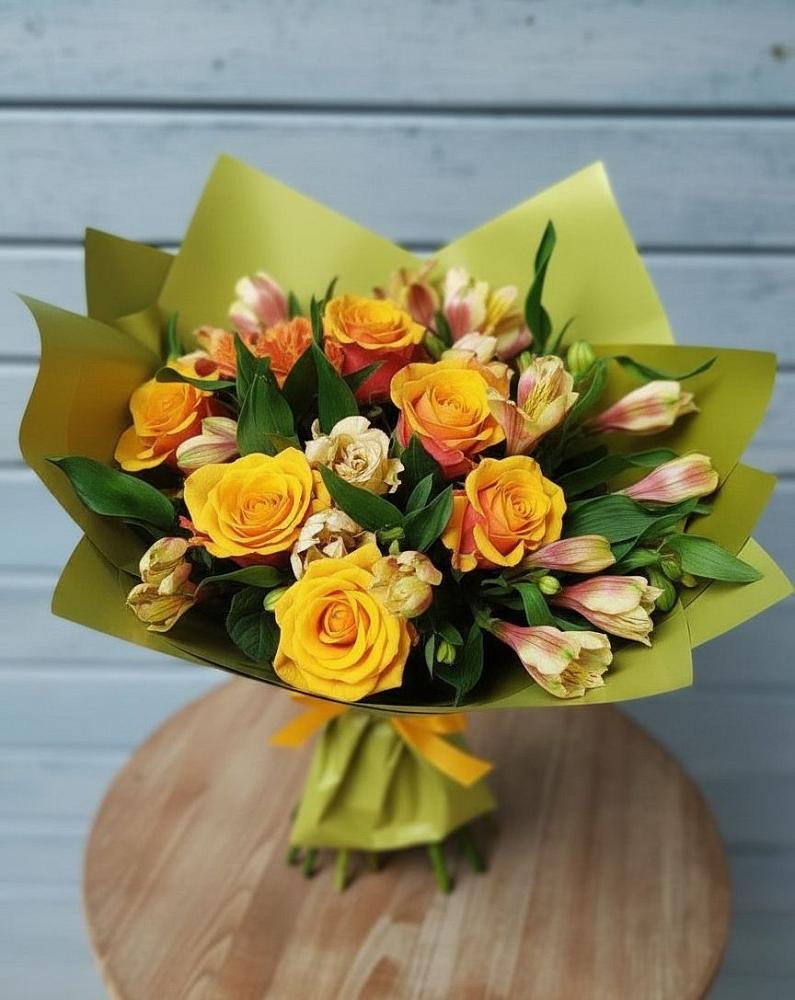 Букет цветов из: Альстромерии и Розы в Солнечном Хабаровского края
