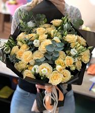 Букет цветов из:  Розы и Лизиантусы #REPLACE_PRED# Солнечном Хабаровского края