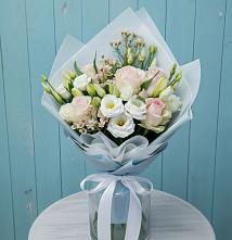 Букет цветов из:  Розы и Лизиантусы в Солнечном Хабаровского края